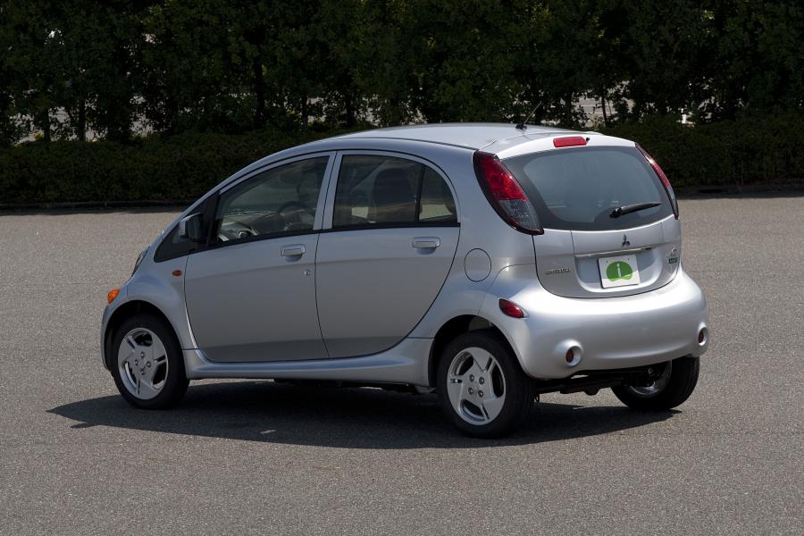  Mitsubishi i-MiEV 2012 года  (US) (фото 231 из 234)